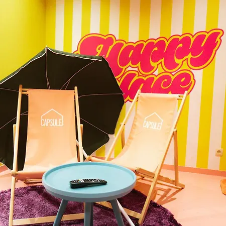 Capsule Girl Power - Balneo - Sauna - Karaoke - Billard - 2 *