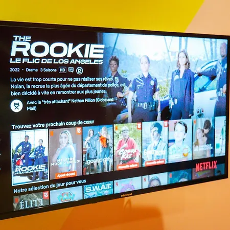 Capsule Girl Power - Balneo - Sauna - Karaoke - Billard - 2 Apartment *